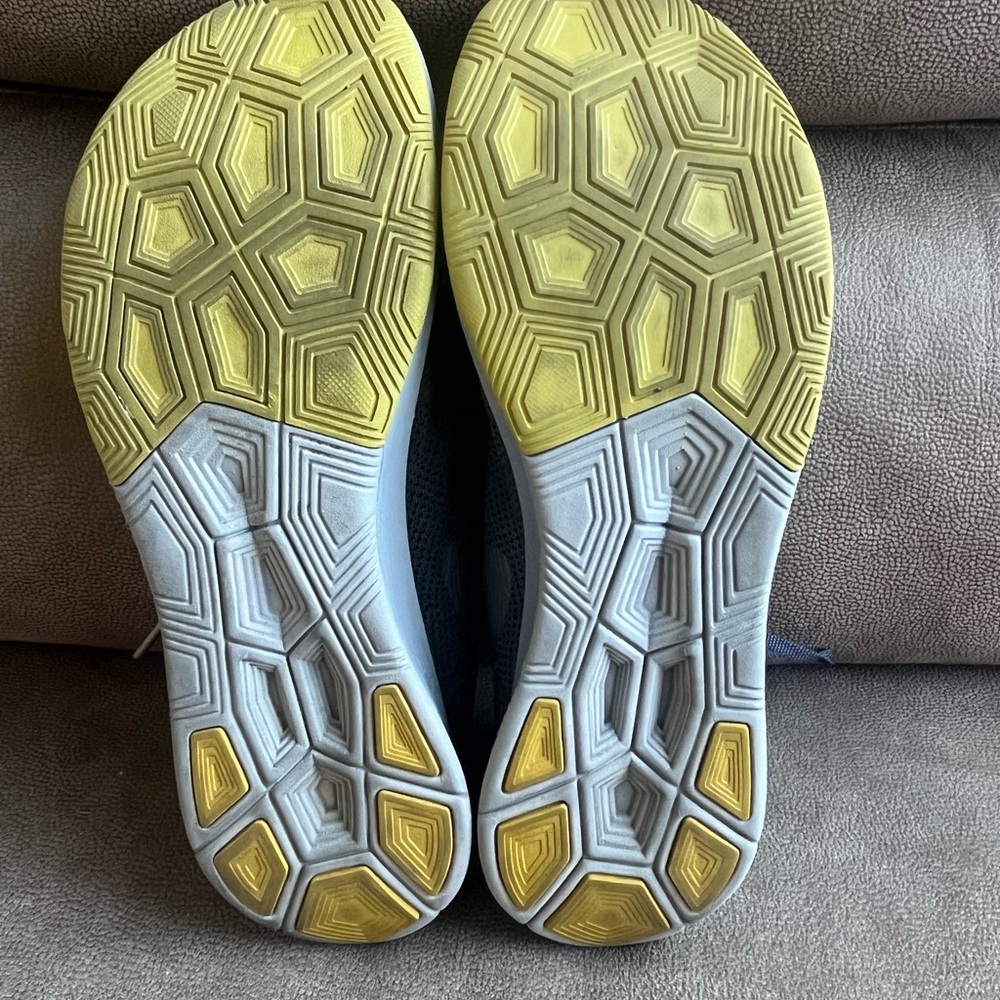 Nike Zoom Fly Flyknit women size 8 - Picture 4 of 6